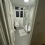 בית אירוח Elegant Estates Humble Abode 5