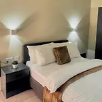 Cozy Corner 2bedroom In