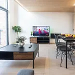 Old Trafford , , 2 Bed Duplex Манчестер