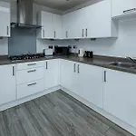 Villa Riverside *