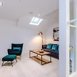 Apartment King Street Collection