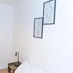 Entire In Апартаменты *