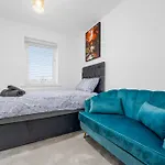 Prázdninový dům Luxurious Stylish Modern *