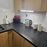 Go Big ! Entire Cozy House For Max 8 People Near Center Casa vacanze *