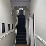 Go Big ! Entire Cozy House For Max 8 People Near Center * Manchester