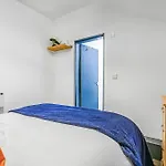 Cosy By Kammili - With Free Parking, Near Centre