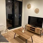 Bohemian With Terrace & Gym * Manchester