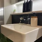 Bohemian With Terrace & Gym Appartement *