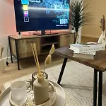 Διαμέρισμα Spacious Terrace Gym Free Parking *