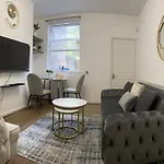 Workers - Free Parking * Manchester