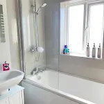 Semesterbostad Spacious 3 Bed With Driveway Manchester