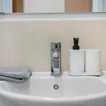 Old Trafford With Free Parking Appartement