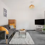 Old Trafford With Free Parking Appartement Manchester