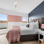Cityscape Mcr Skyline- 2br, Free Parking, Views Apartment