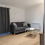 Newly Furnished Near Centre