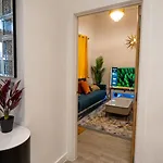 Villa Mega7 Spacious 2bedroom Apartment, 2 Bathrooms, Balcony And Free Parking