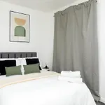 2bedroom Near Etihad Stadium & Coop Live Arena Lägenhet *