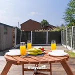 3-bedroom House W Free Parking Near Man… - 20042 Дом отдыха Манчестер