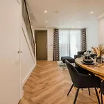 Hébergement de vacances The Hidden - 4br Townhome Roof