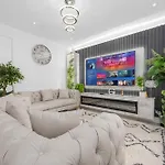 Apartmán Sluxe 4mins To Etihad Stadium And Coop Live *