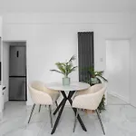 Sluxe 4mins To Etihad Stadium And Coop Live Apartmán