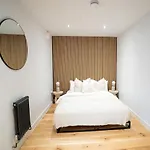 West Townhouse By Casacity Tatil Evi