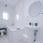 Spacious 2-Bed Home 5Mins To Co-Op Live & Etihad Campus W Free Parking 맨체스터