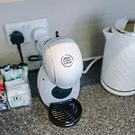 Spacious 2-Bed Home 5Mins To Co-Op Live & Etihad Campus W Free Parking *