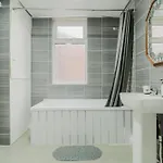 Stylish 3 Bedroom House Sleep Up To 6 - Free Parking アパート