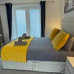 Apartmán Contractor Stays, Fast Wifi, Free Parking, Work *