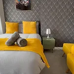 Apartmán Contractor Stays, Fast Wifi, Free Parking, Work