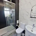 2br-nearcitycentre-wifi-parking-garden Дом отдыха Манчестер