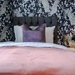 Stunning House By Purestay - 8 Beds With Free Parking *