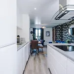 Prázdninový dům Stunning House By Purestay - 8 Beds With Free Parking Manchester