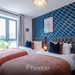 Stunning House By Purestay - 8 Beds With Free Parking