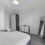 公寓 New 2br In Kinetic, Talbot Road