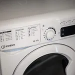 2 Bed Old Trafford Flat Skyline Views *