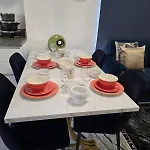 Mega3 Luxury 2-bedroom,2-baths With Free Car Park *