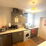 Quiet Spacious In Salford-samson Plab * 曼彻斯特