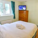 Base For 4 Bed-garden-free Parking - Pass The Keys Дом отдыха