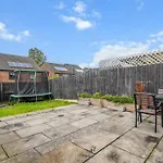 別荘 3 Bedroom House With 5 Beds And Parking 18lw