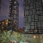 Mega5 Modern 2bedroom Luxury Deansgate-2baths, 2toilets, With Car Park アパート