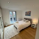 Elegant In West Didsbury Lägenhet *