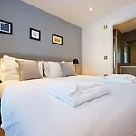 Aparthotel Staycity Piccadilly 4*