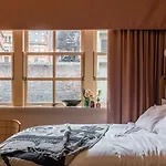 Whitworth Locke 4*