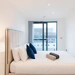 Modern Duplex Centre