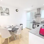 Modern Duplex Centre