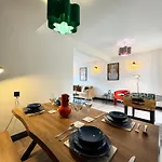 Family & Pet-friendly 5pp, Parking, 20 Min To *