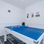 Сasa de vacaciones 3br, Pool Table, Dart Board By Vista Short Lets