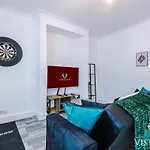 Сasa de vacaciones 3br, Pool Table, Dart Board By Vista Short Lets *